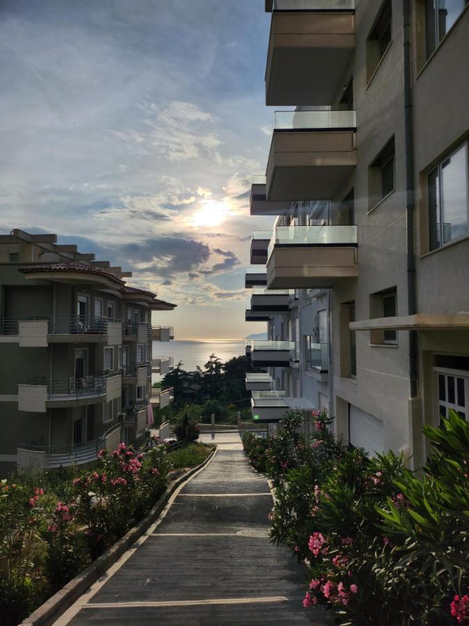 Elisos Studio Apartment Vlorë Екстериор снимка